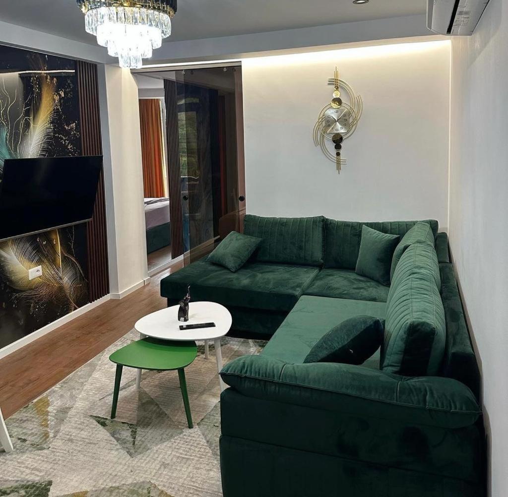 Holiday Apartments * Tirana